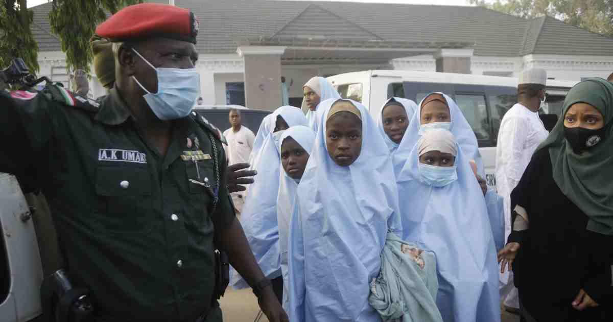 kidnapping , boarding school , Nigerian girls , abduct , kidnapped schoolgirls